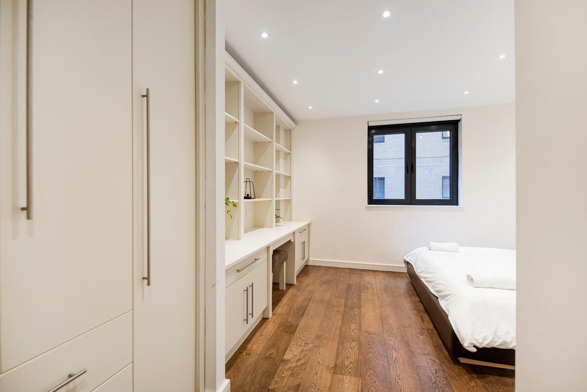 Central 2 Bed Maissonette 伦敦 外观 照片